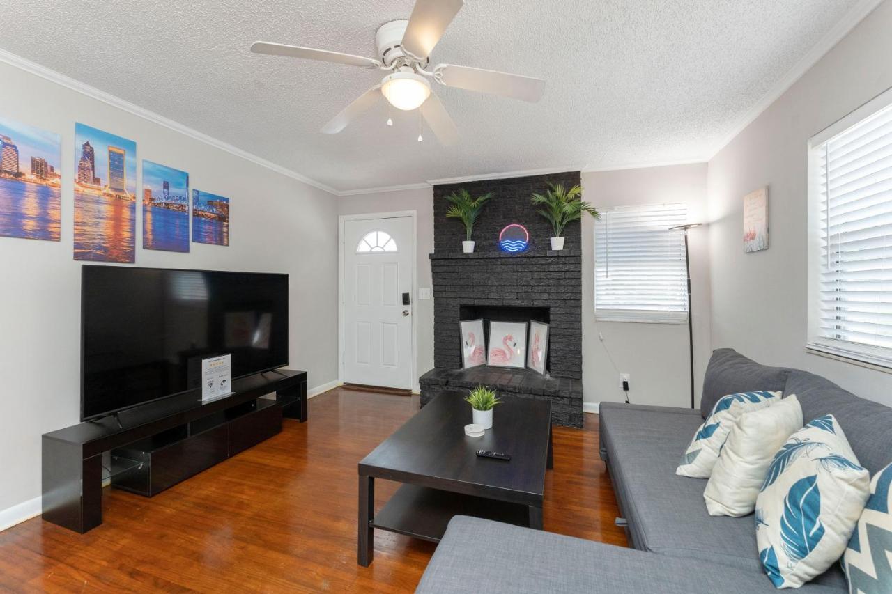 King Bedroom 2Bed1Bath Sleeps 4 Close To Town Center Downtown Beach Mayo Clinic Jacksonville Luaran gambar